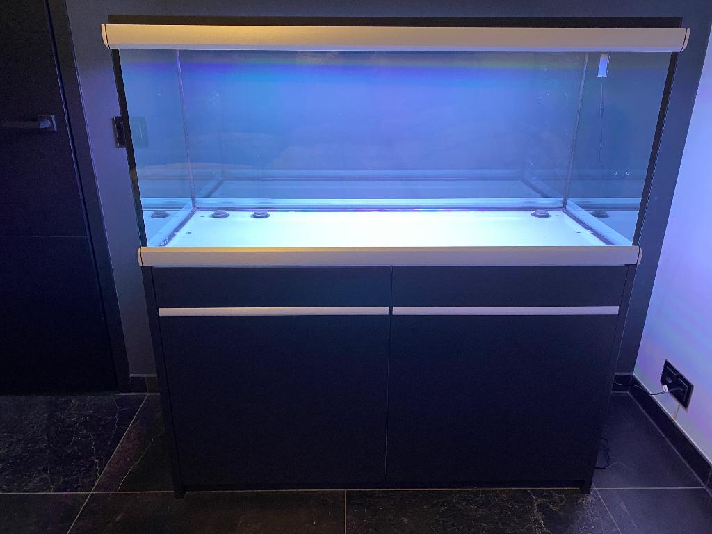 Deens design aquarium (Acvastabil model Move) 1 jaar oud., Dieren en Toebehoren, Vissen | Aquaria en Toebehoren, Ophalen, Inclusief deksel