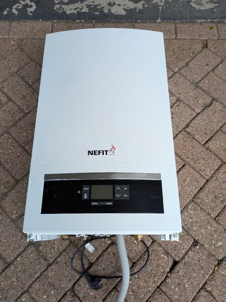 Combi ketel Nefit Trendline II HRC25 CW4, Doe-het-zelf en Verbouw, Verwarming en Radiatoren, Ophalen, 30 tot 80 cm, Gebruikt, Cv-ketel of Combi-ketel