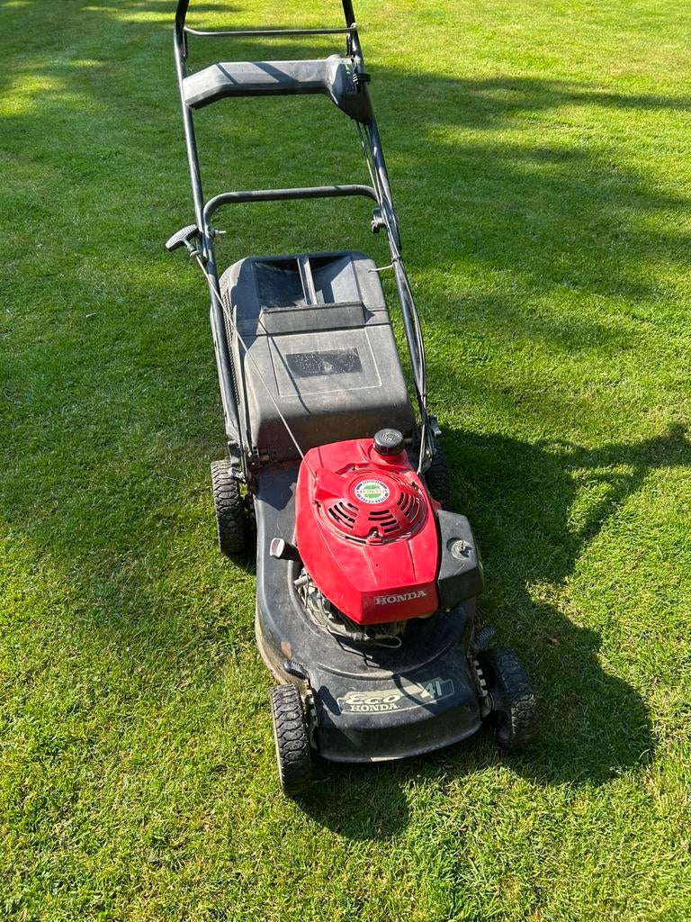 Honda grasmaaier met defect - ideaal voor onderdelen, Tuin en Terras, Grasmaaiers, Ophalen, Cirkelmaaier, Gebruikt, Opvangbak