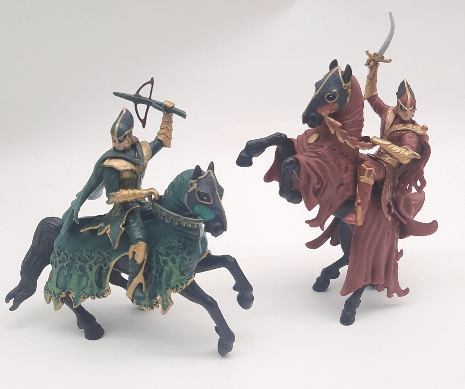 Efteling Raveleijn Ruiters Groen (Maurits) en Rood (Thomas), Verzamelen, Ophalen of Verzenden, Zo goed als nieuw, Beeldje of Poppetje