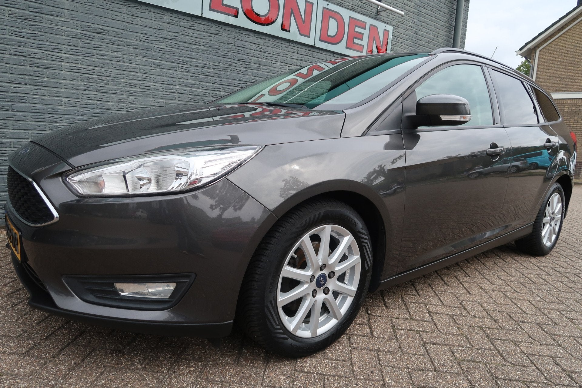 Ford FOCUS Wagon 1.0 Lease Edition Nieuwe distributie, 12 maanden, Stof, Gebruikt, Handgeschakeld