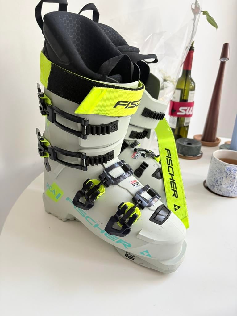 Fischer RC4 LV 95 Women’s Ski Boots, Ophalen, Zo goed als nieuw, Schoenen, Fischer