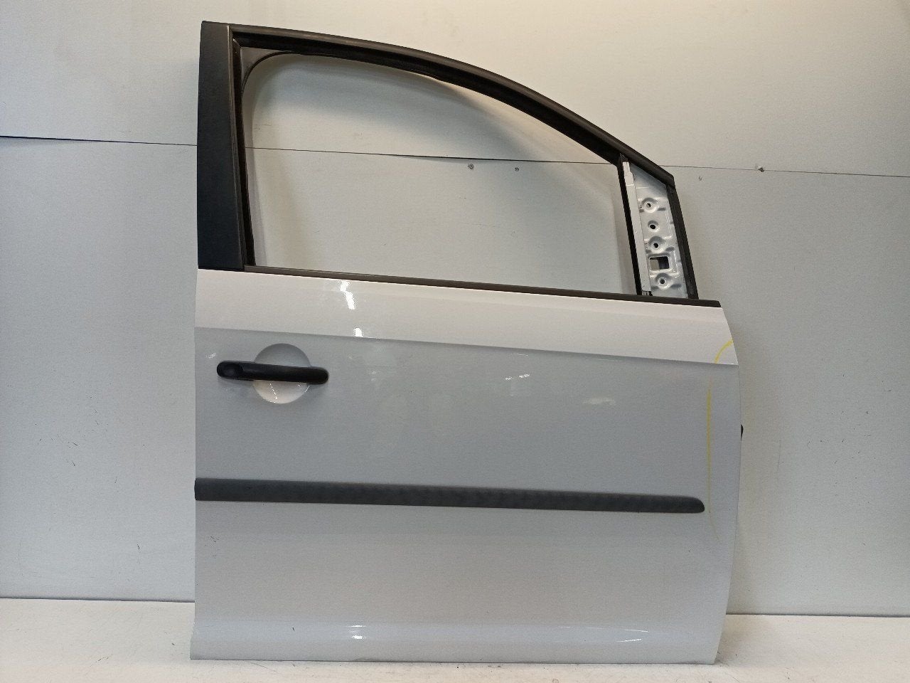 Portier rechts voor Volkswagen Caddy, Onderdelen@venauto.nl, Van der Ven Autorecycling B.V., Gebruikt, Ettenseweg 76, 4706 PB Roosendaal, The Netherlands