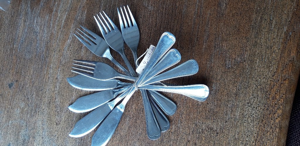 te koop prachtig 8 persoons visbestek, Ophalen of Verzenden, Zo goed als nieuw, Rvs of Chroom, Vaatwasserbestendig