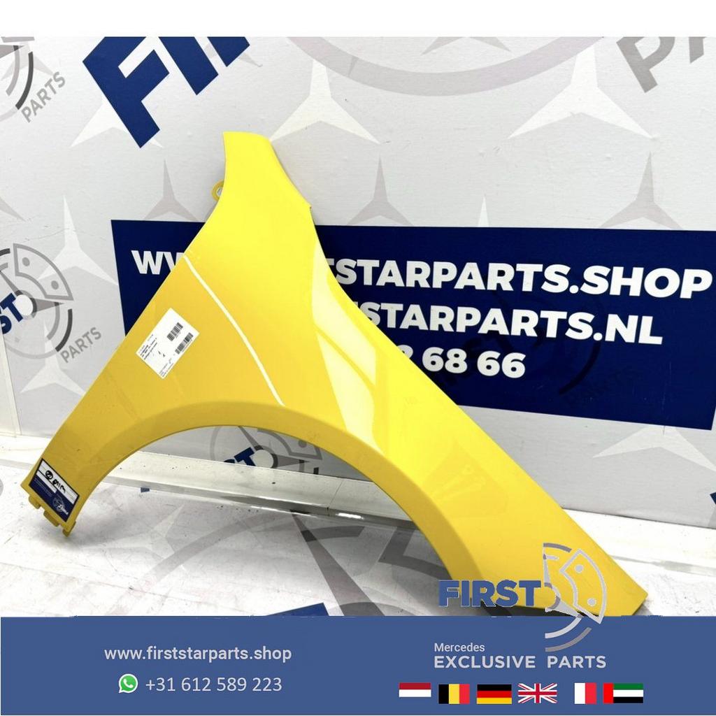 W118 CLA ZIJSCHERM RECHTS Mercedes A1188810400 2018-2022 ORI, Gebruikt, -, Rechts, Ophalen of Verzenden