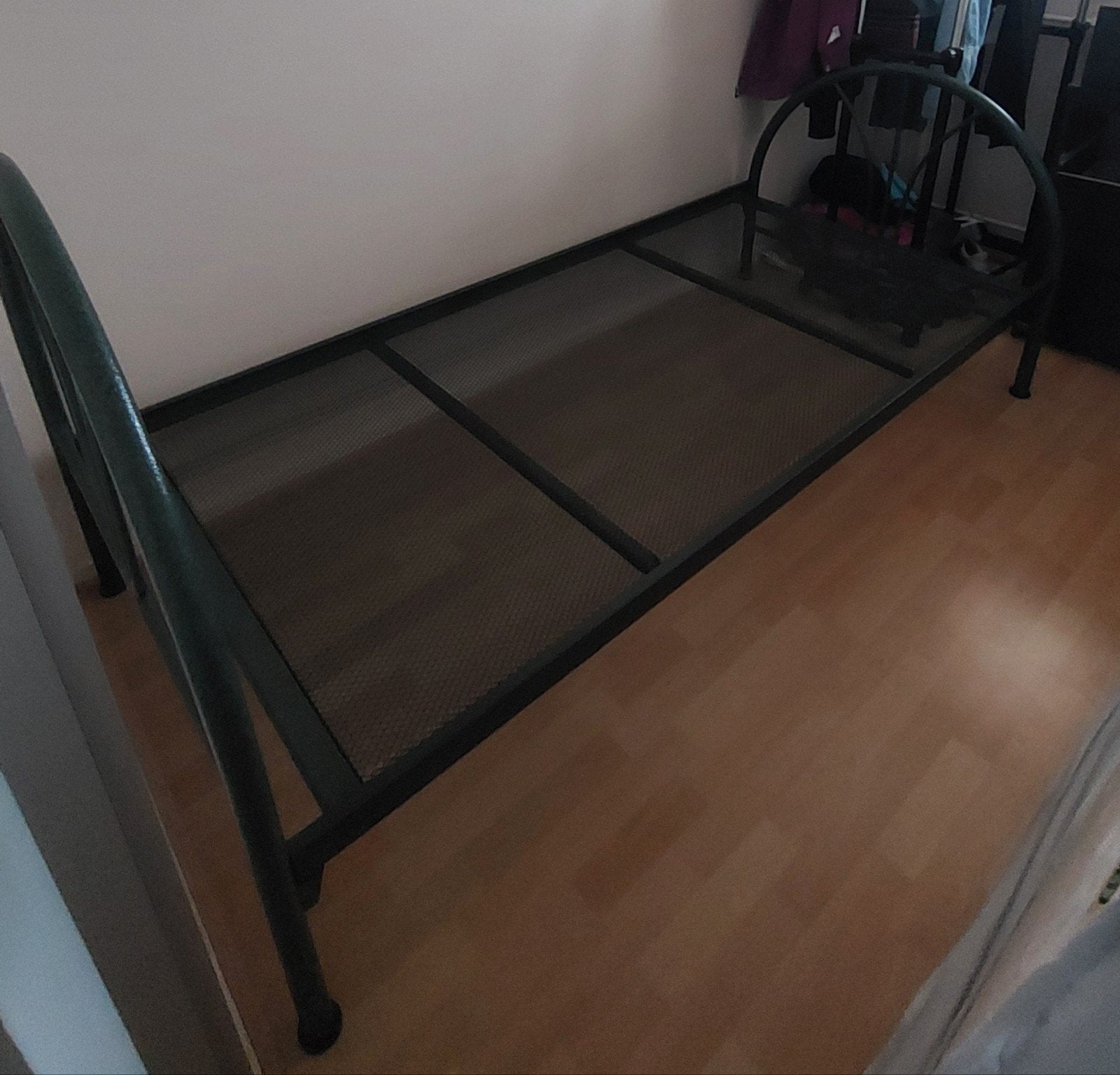 Gratis af te halen een prima 1-persoonsbed., Ophalen, Gebruikt, 90 cm, Eenpersoons