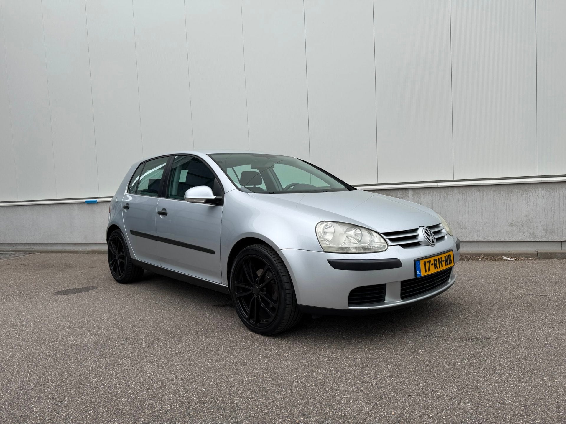 Volkswagen Golf 1.4 FSI Businessline - Airco / Navi / Elektr, Auto's, Voorwielaandrijving, Stof, Gebruikt, Zwart