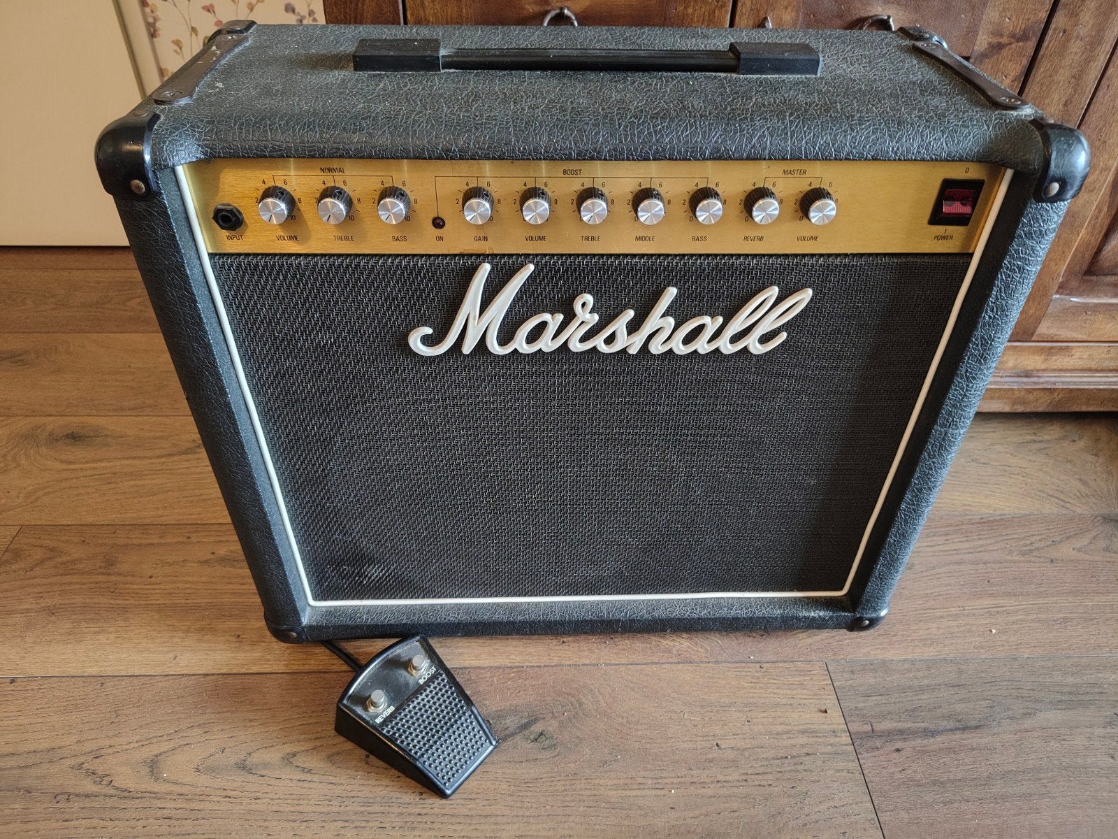 Marshall 5210, Ophalen, Gebruikt, 50 tot 100 watt