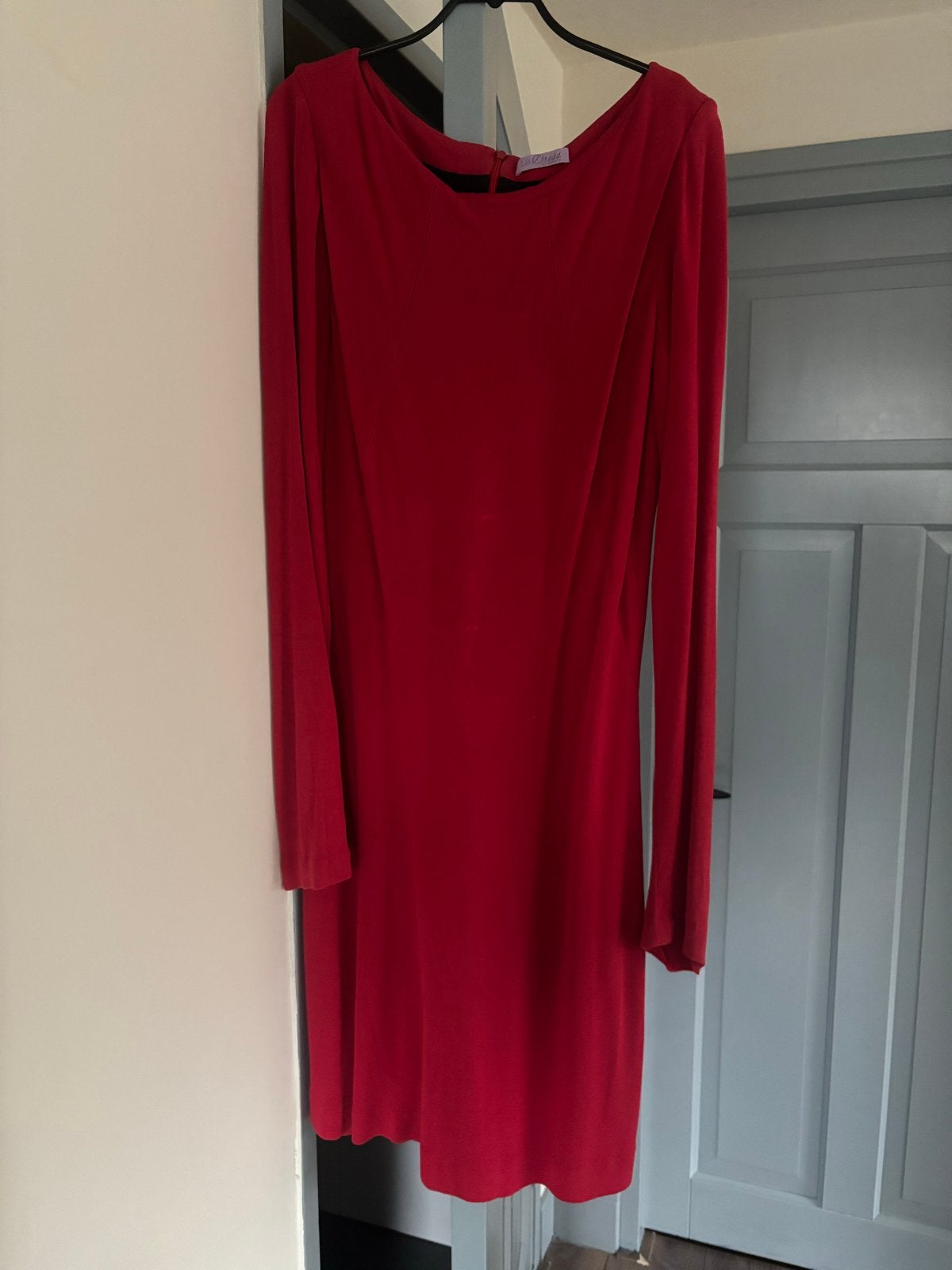 Rode jurk van La Dress by Simone, maat M, Gedragen, Ophalen, Maat 38/40 (M), Rood