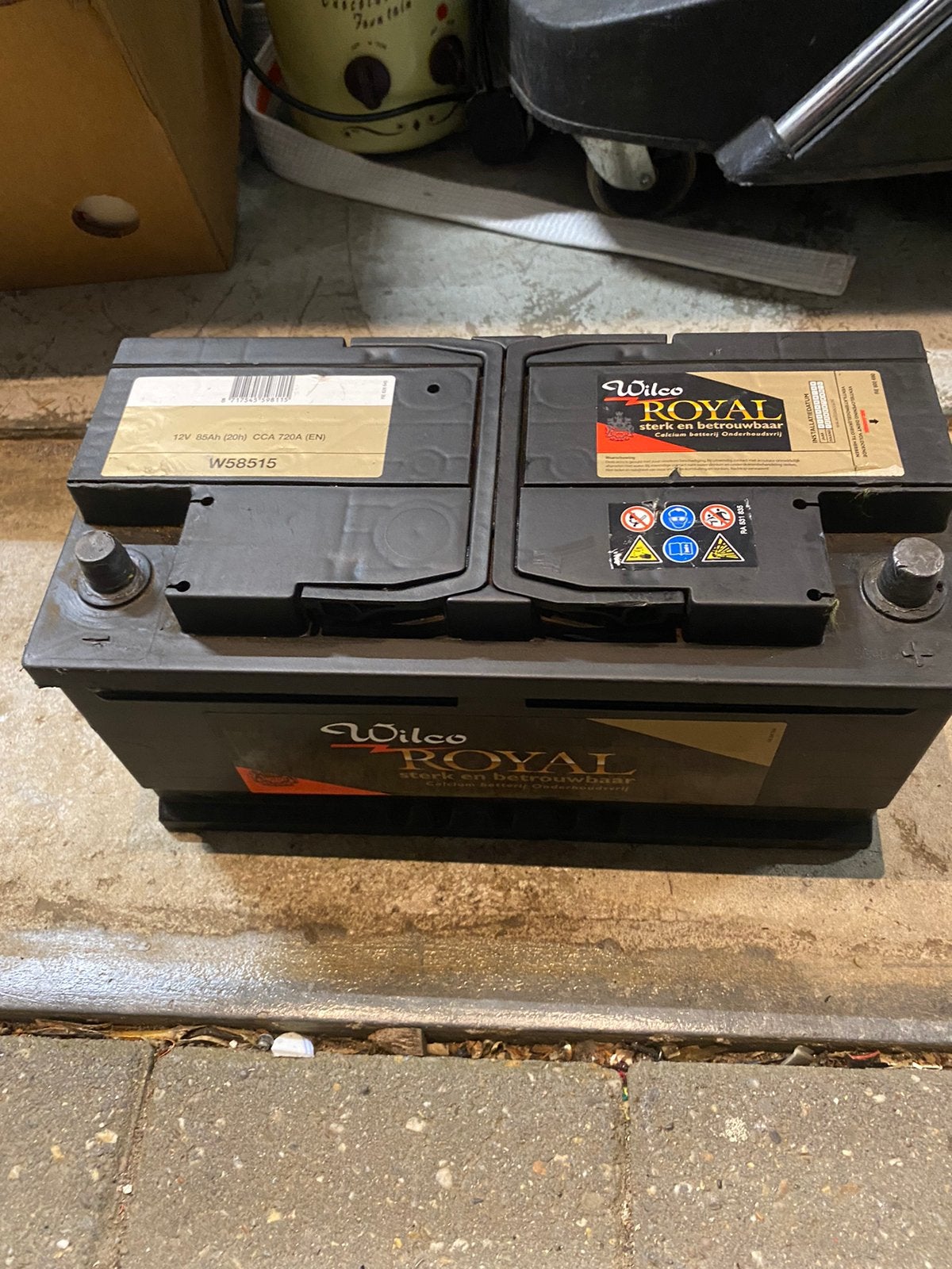 12v 85ah grote accu start stop bus bmw mercedes accu auto, Ophalen of Verzenden, BMW