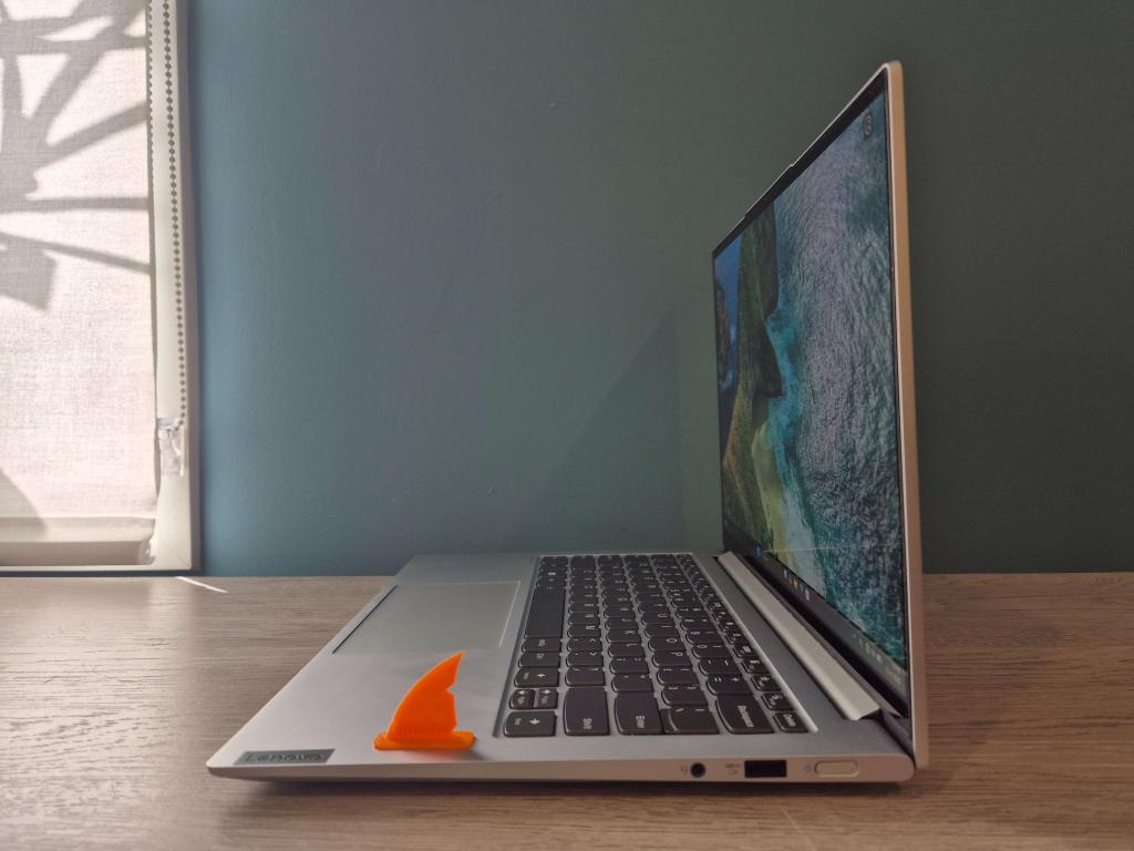Lenovo Yoga Slim 7 Pro | R7 5800HS, MX450, 16GB, 512GB, OLED, Met videokaart, Niet ingevuld, Refurbished, 14 inch