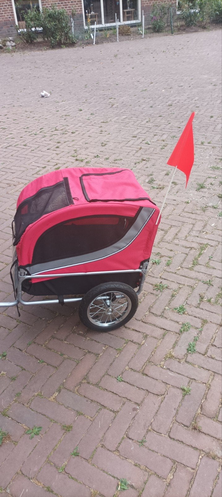 Te koop honden fietskar, bijna niet gebruikt., Dieren en Toebehoren, Ophalen, Zo goed als nieuw