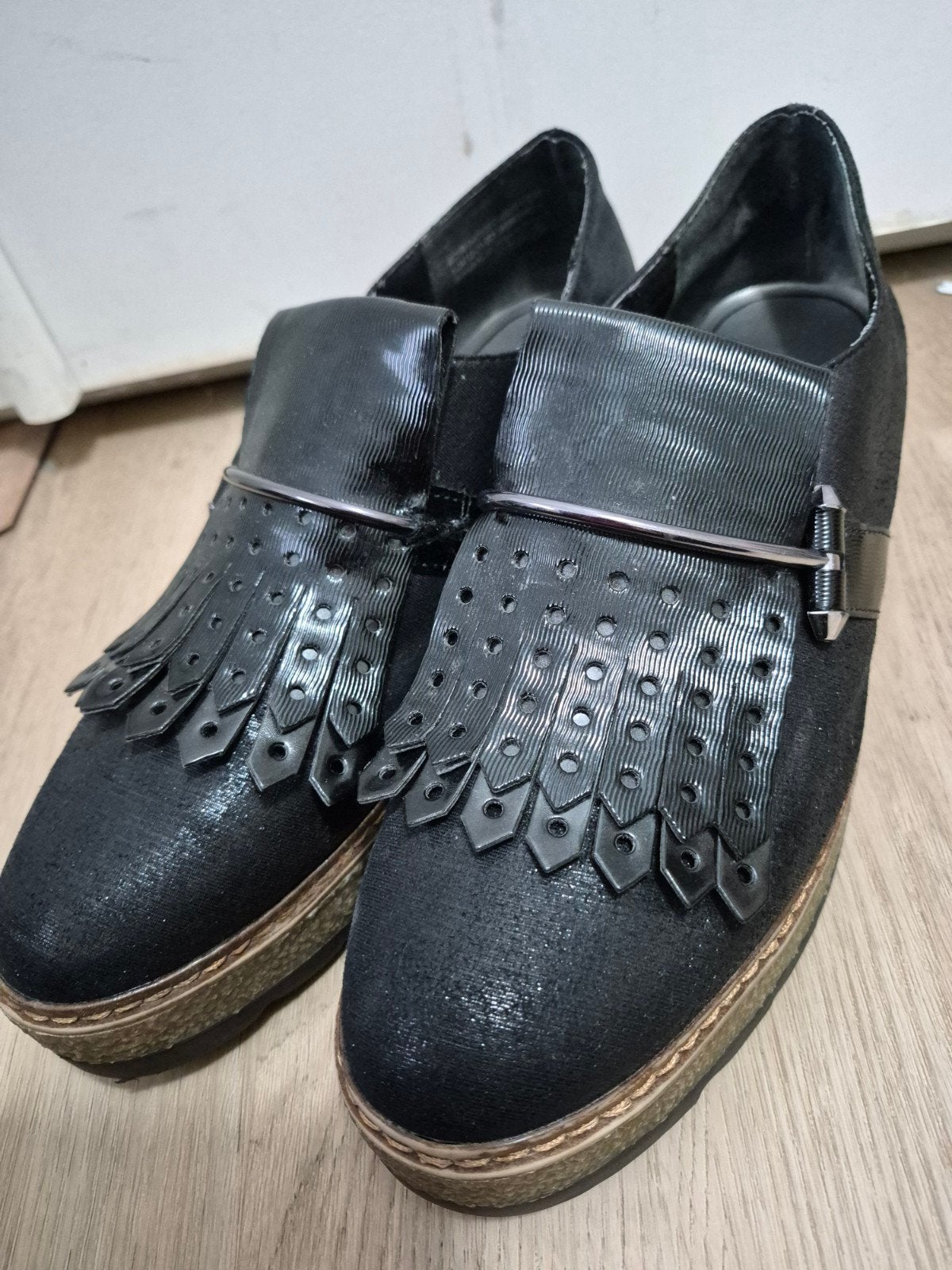 tamaris zwarte college loafers met spekzool 42 college, Kleding | Dames, Tamaris, Ophalen of Verzenden, Zo goed als nieuw, Instappers