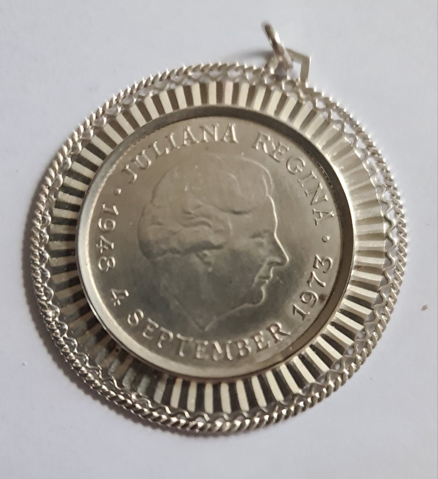 Zilveren hanger met 10 gulden munt Juliana 1948-1973, Ophalen, Koningin Juliana, Zilver, Losse munt