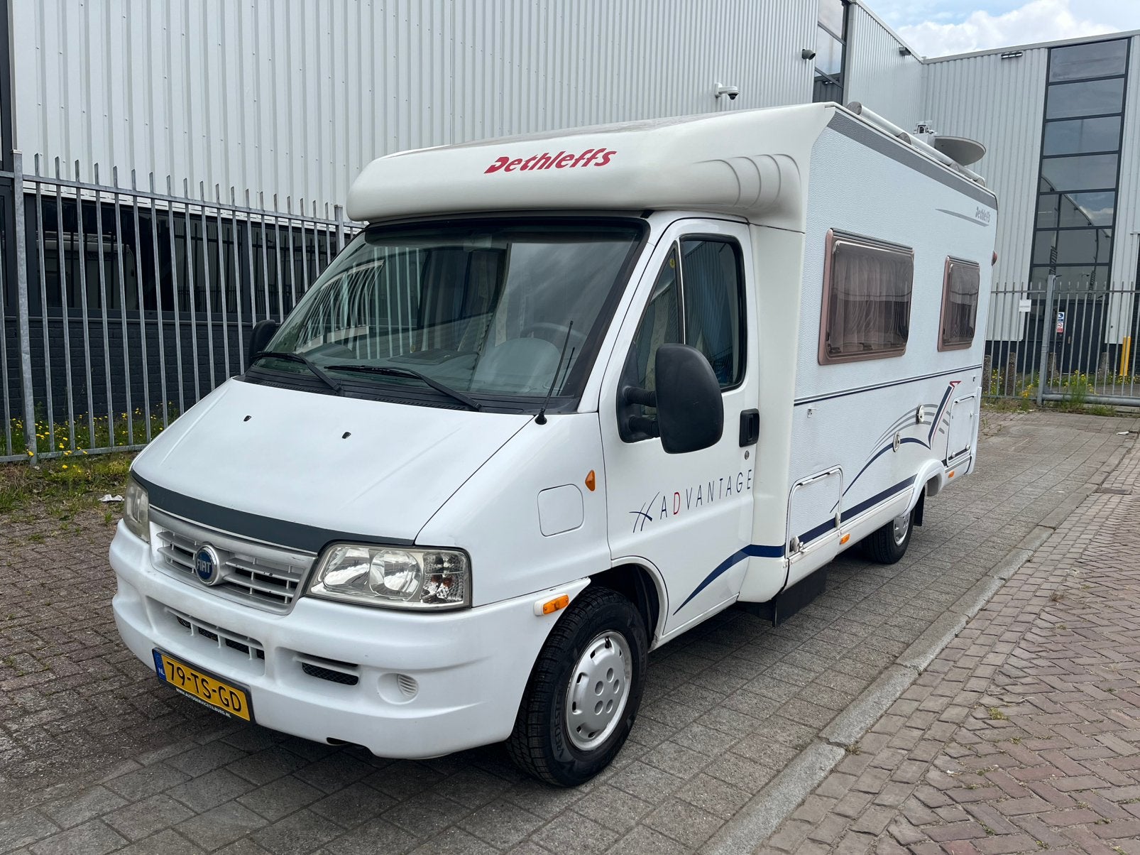 Dethleffs Advantage Camper - T 5841, Startonderbreker, Fiat, 6 tot 7 meter, Bedrijf