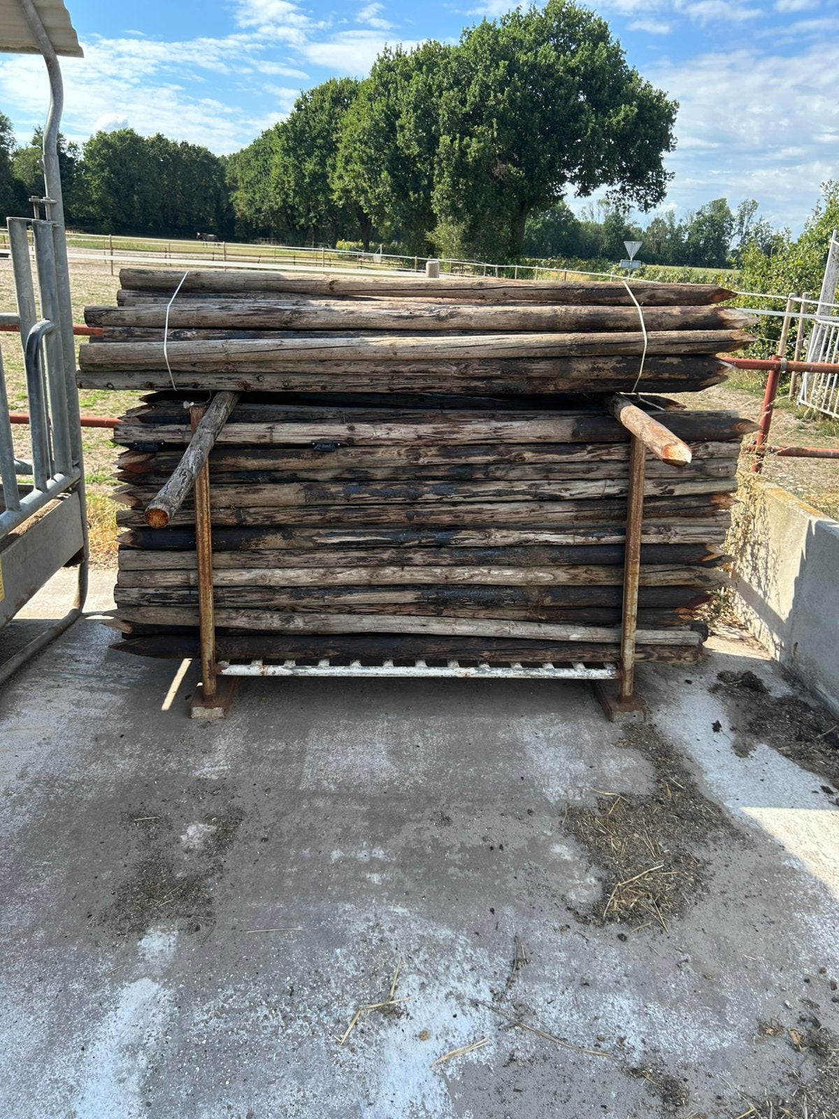 Weidepalen 2m, Ophalen, Zo goed als nieuw, 180 tot 250 cm, Palen