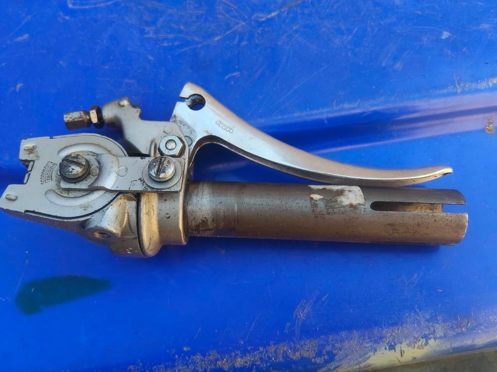 Kreidler 3 bak hand Magura handvat - Zeer goede staat, Fietsen en Brommers, Ophalen of Verzenden
