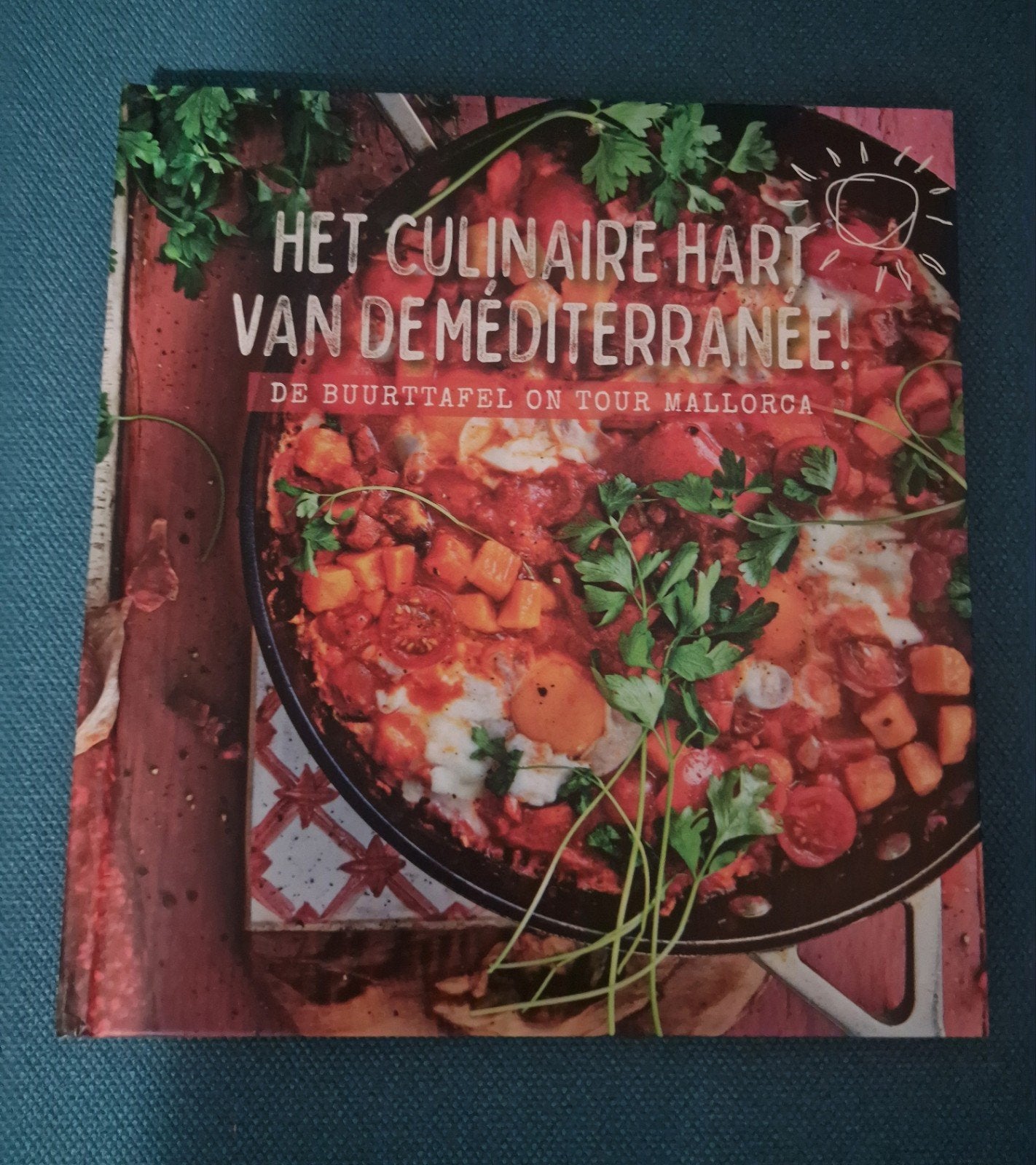 Aviko kookboek Het Culinaire Hart Van De Mediterranée, Boeken, Kookboeken, Ophalen of Verzenden, Zo goed als nieuw, Aviko, Spanje