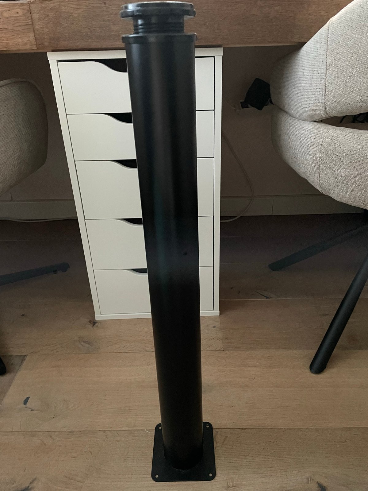 Zwarte Tafelpoot voor bureau of tafel, Ophalen of Verzenden, Gebruikt, Metaal, Tafelpoot