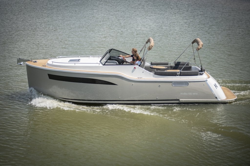 Maxima 920 cabin, Watersport en Boten, Sloepen, Nieuw, Polyester, Overige brandstoffen