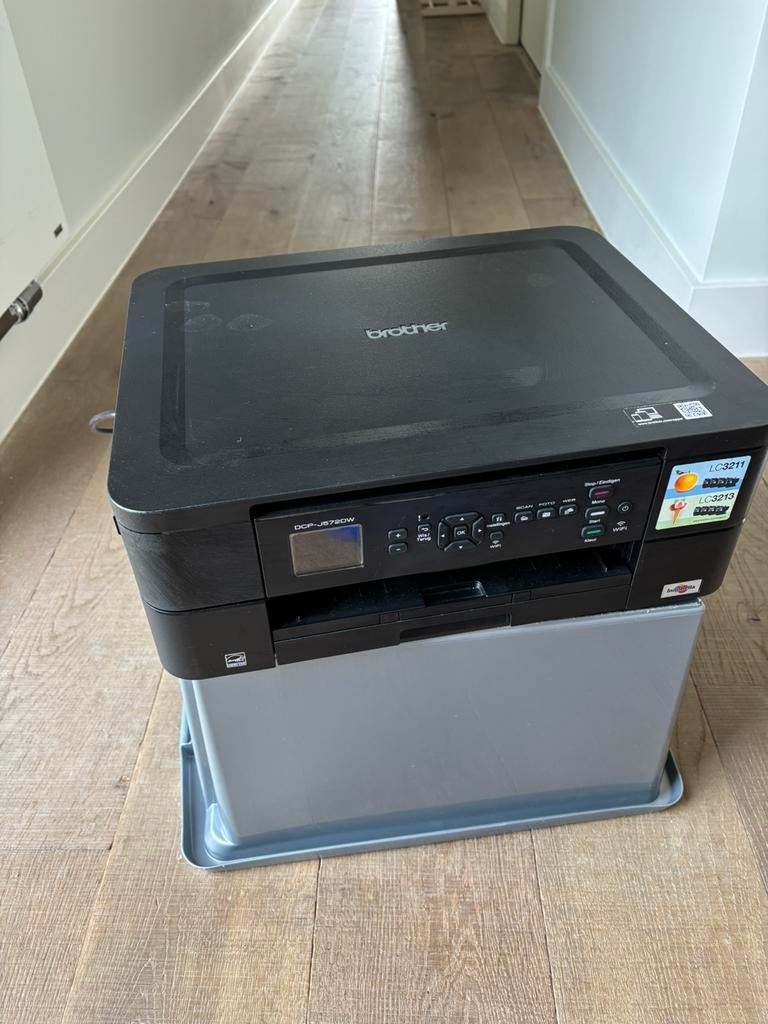 Brother DCP-J572DW Printer Scanner met 10 nieuwe cartridges, Computers en Software, Printers, Inkjetprinter, All-in-one, Kleur printen
