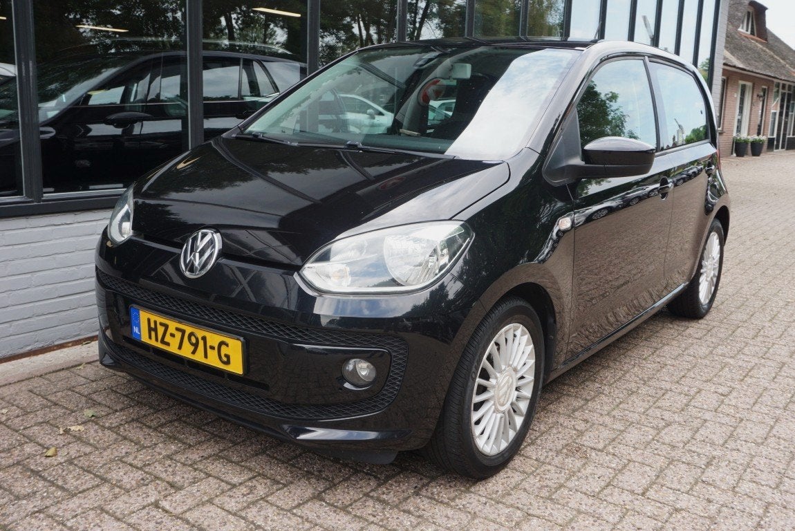 Volkswagen up! 1.0 high up! BlueMotion (bj 2016), Auto's, Volkswagen, Voorwielaandrijving, 12 maanden, Stof, Gebruikt
