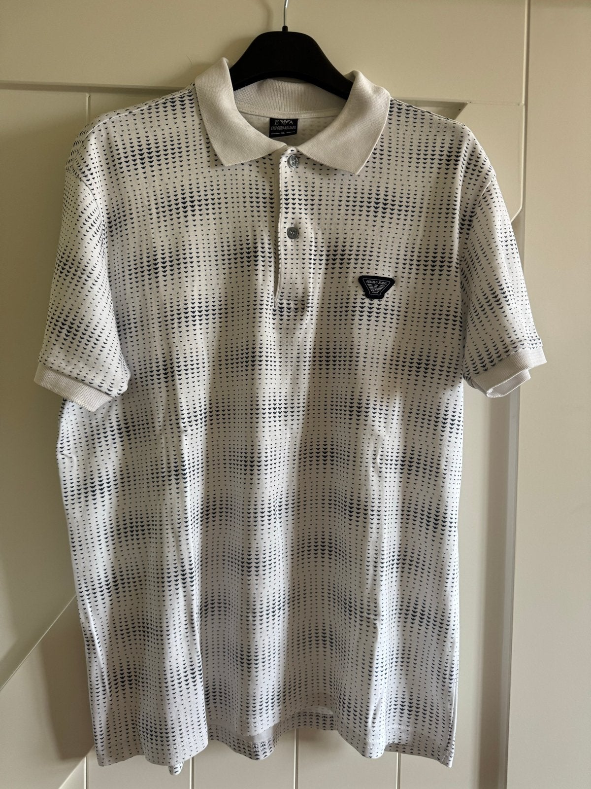 Emporio Armani polo - Wit met zwarte accenten - Maat XL, Kleding | Heren, Ophalen of Verzenden, Gedragen, Maat 56/58 (XL), Wit
