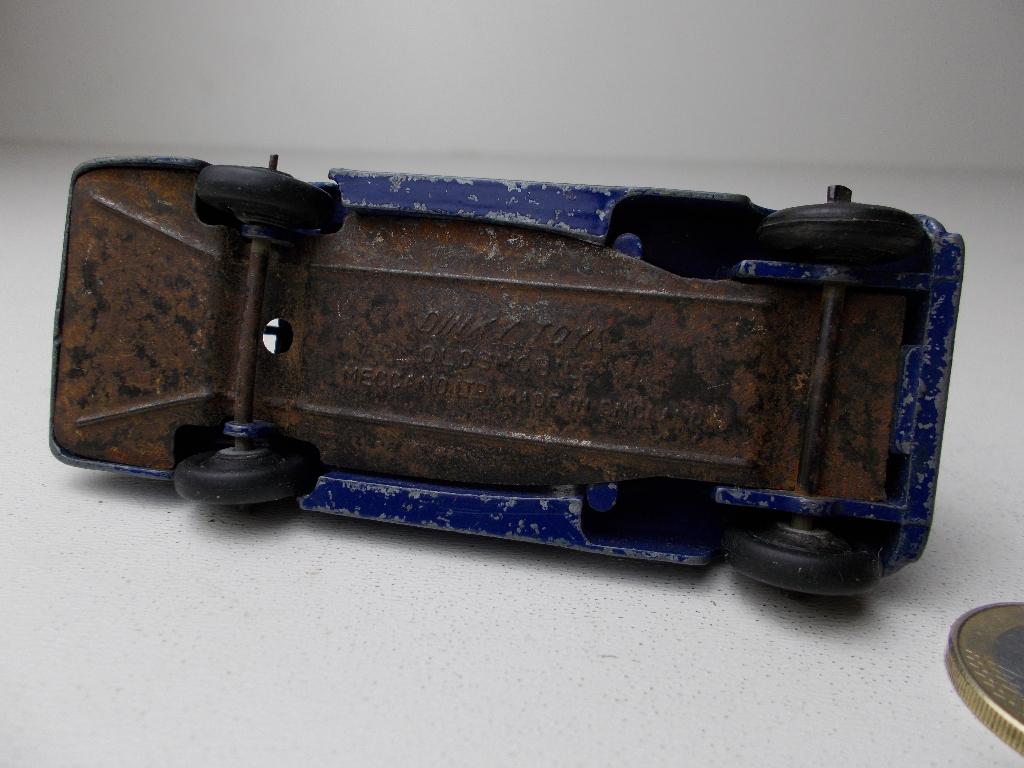 1947 Dinky Toys 39B OLDSMOBILE (Restauratie Project.), Ophalen of Verzenden, Gebruikt, Auto, Dinky Toys
