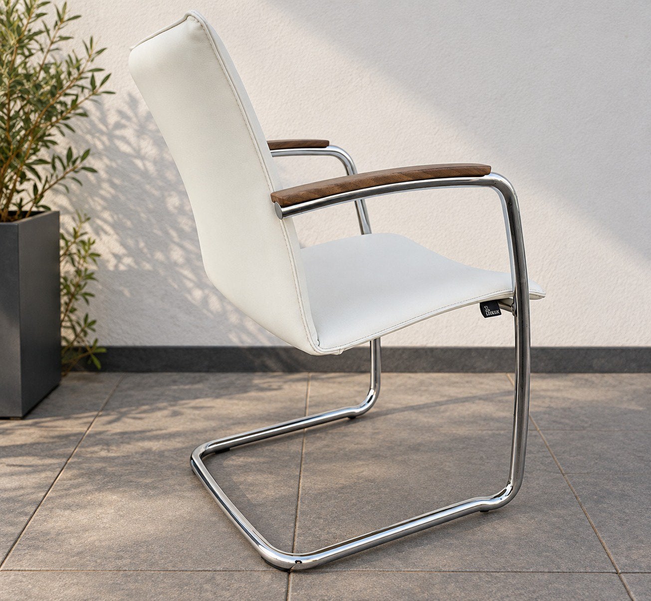 6 Leolux Freyr stoelen in onberispelijke staat, Huis en Inrichting, Ophalen, Zo goed als nieuw, Wit