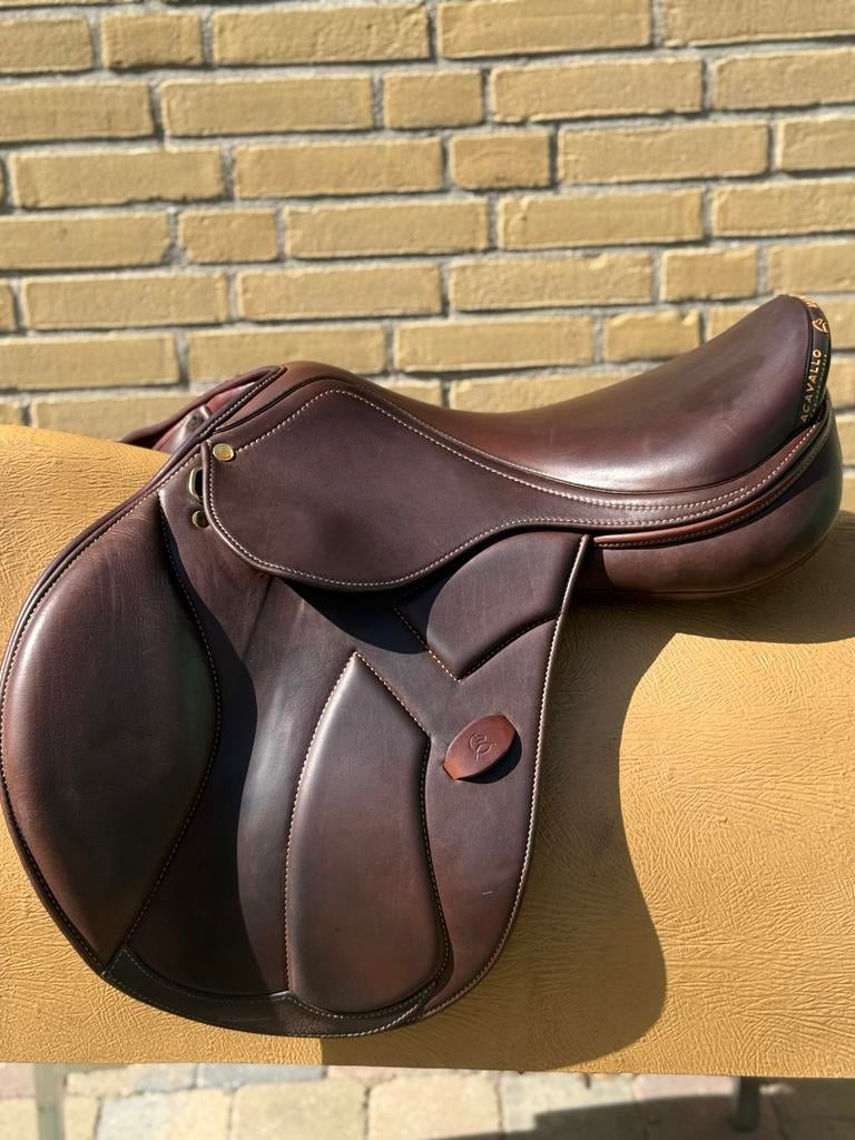 Acavallo bruin springzadel(Gratis passervice bij aanschaf, Gebruikt, Kelly@schuuring.net, Zeeasterweg, Ophalen of Verzenden