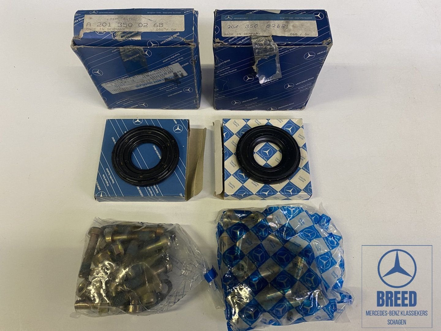 NOS reparatieset aandrijfaskeerring L+R Mercedes-Benz W201, -, Nieuw, Ophalen of Verzenden, -