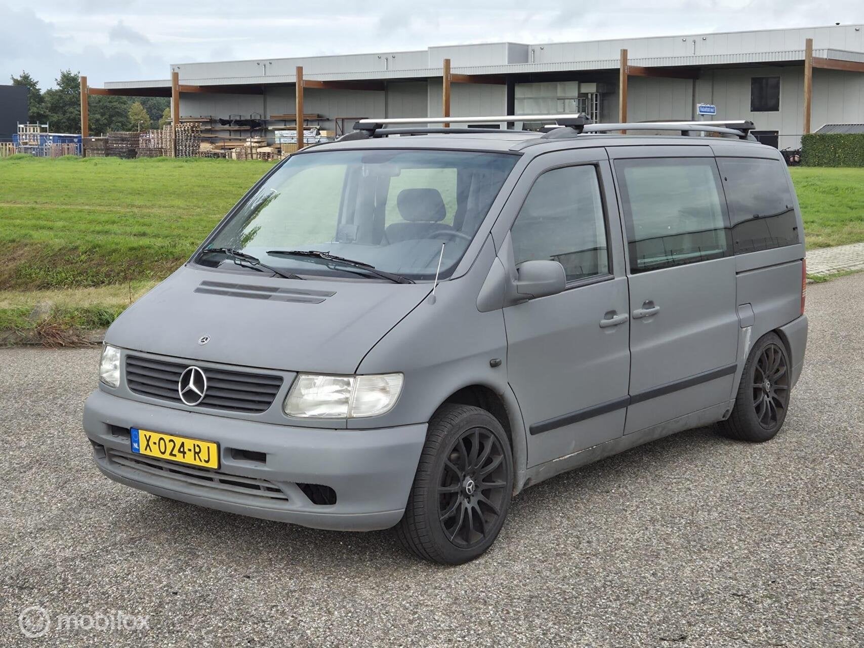 Mercedes V-klasse 280 Ambiente Automaat Benzine 7 persoons, Gebruikt, Overige carrosserieën, 2000 kg, 7 stoelen