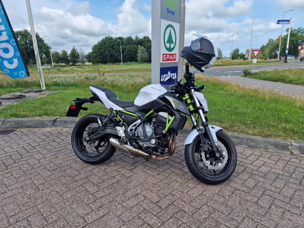 Kawasaki Z650 - 2017 - Nette staat, Motoren, Motoren | Kawasaki, 2 cilinders, Gebruikt, Particulier, Meer dan 35 kW