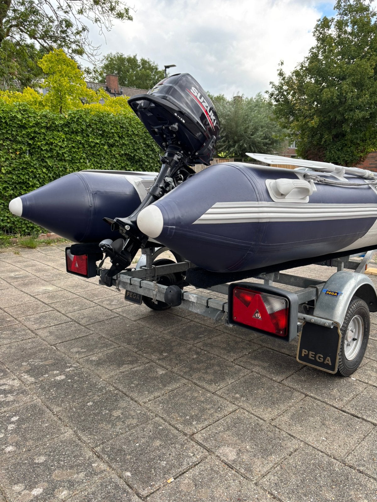 Foto 22 van Beaut TZ300AL Rubberboot met Suzuki DF 6A en Pega Trailer