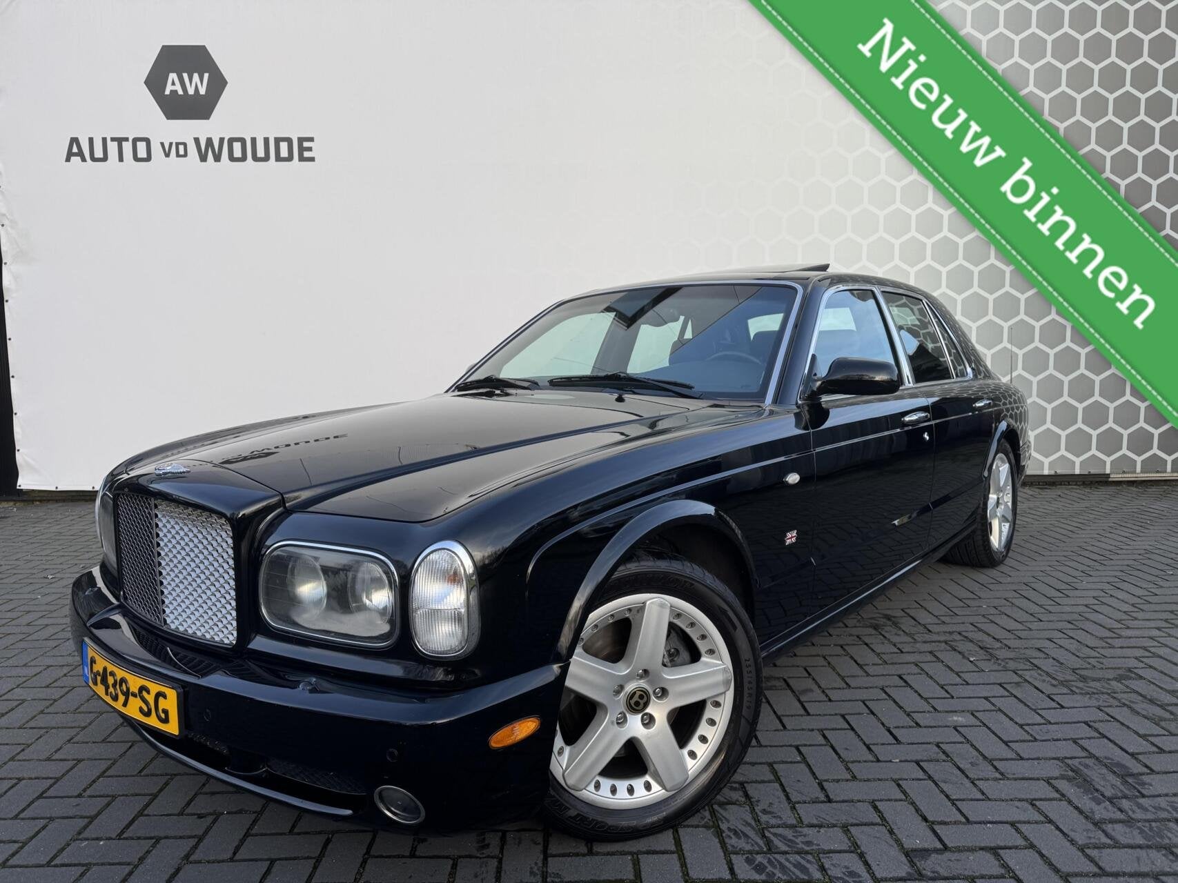 Bentley Arnage 6.8 V8 T 460PK Schuifdak Zwart Leer Schuifdak, Auto's, Bentley, Automaat, Achterwielaandrijving, 6761 cc, 4 stoelen