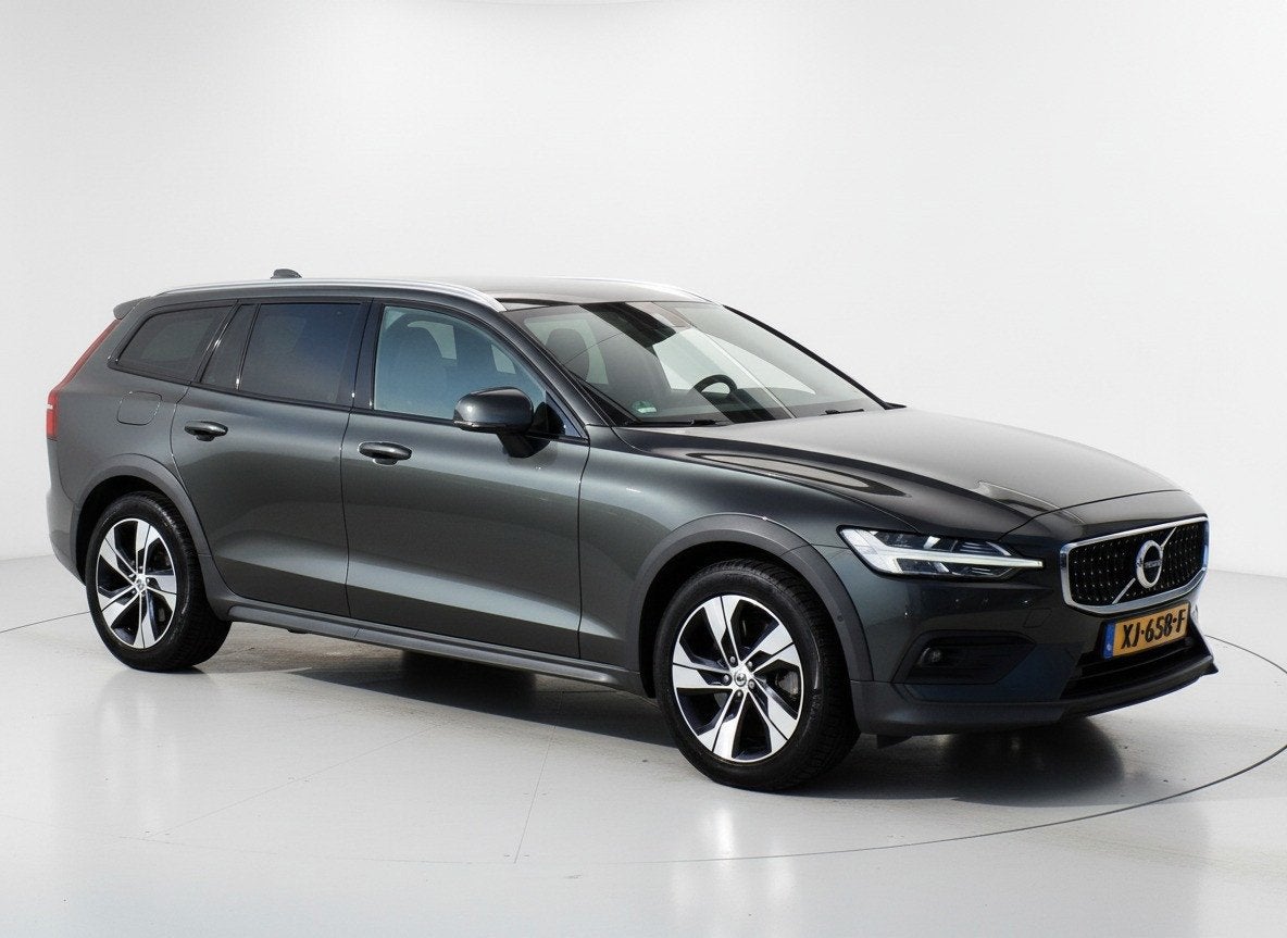 Volvo V60 Cross Country 2.0 D4 AWD Intro Edition|Nav|Cam|ACC, Auto's, Automaat, Euro 6, Diesel, Vierwielaandrijving