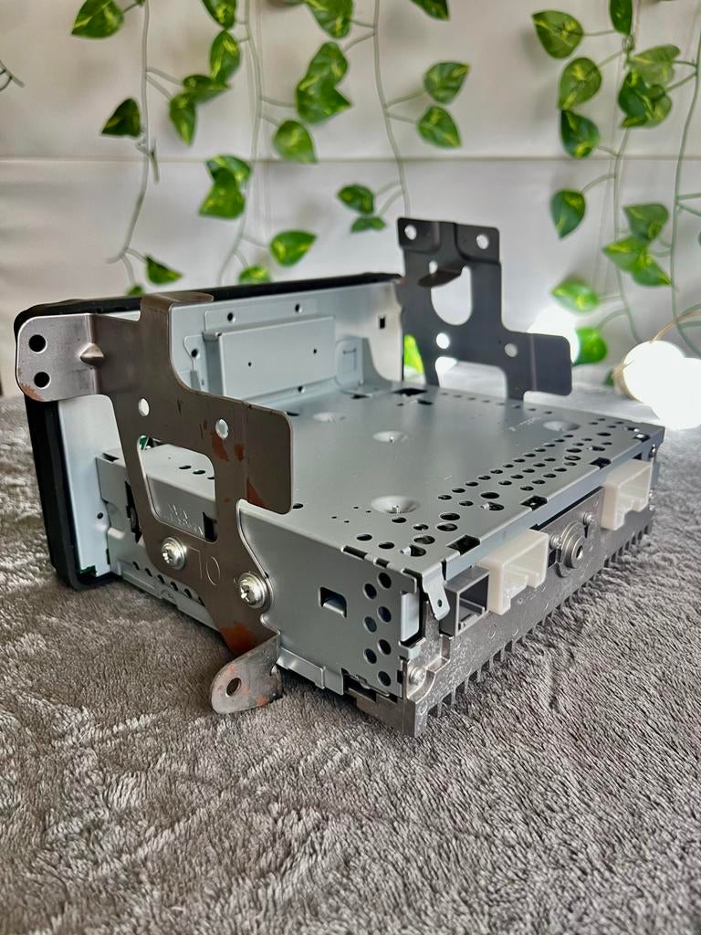 Mitsubishi Electric Autoradio 8701A495 - Made in Thailand, Auto diversen, Ophalen, Gebruikt