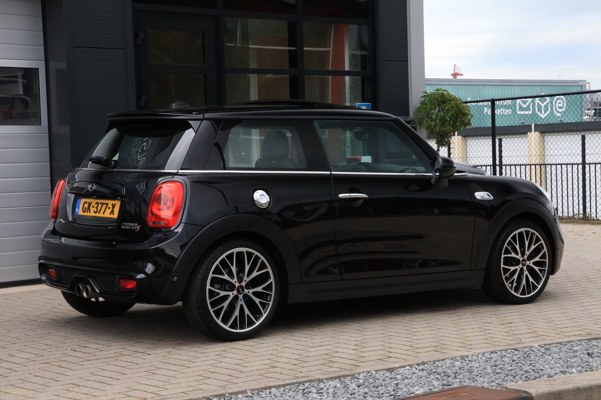 Mini 2.0 Cooper S | JCW PRO EXHAUST | H&K | SUPER LEUK!, Voorwielaandrijving, 1998 cc, Gebruikt, Euro 6