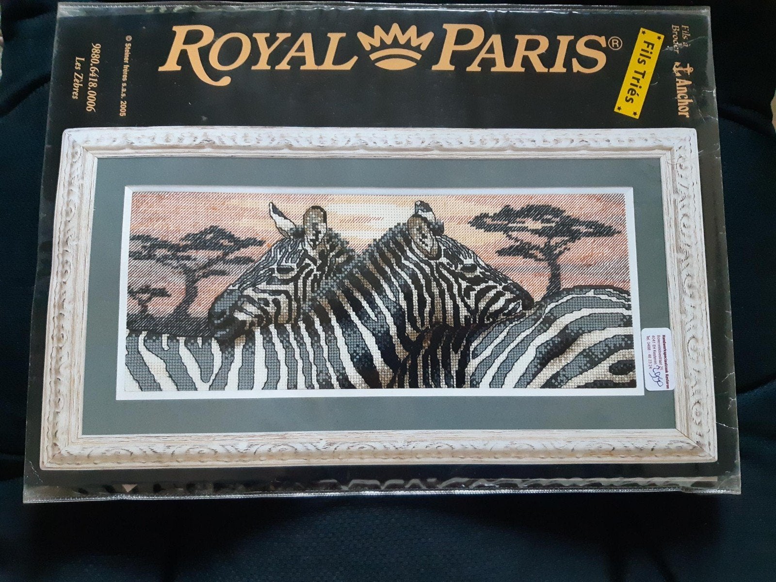 Royal Paris Borduurpakket Zebra's - Nieuw met DMC garen, Ophalen of Verzenden, Nieuw, Handborduren, Borduurpakket