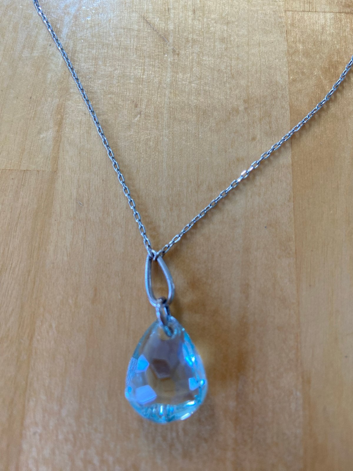 Swarovski halsketting met blauwe steen, Ophalen of Verzenden, Zo goed als nieuw