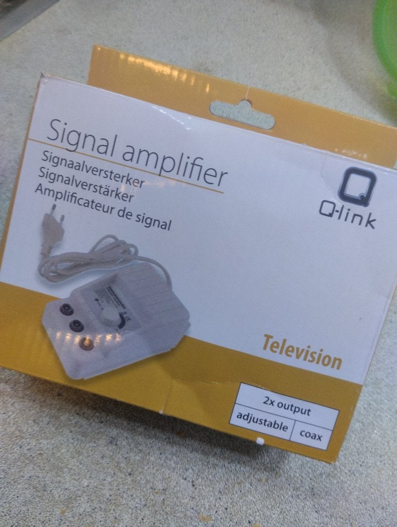 Te koop; Antenne signaal versterker., Ophalen of Verzenden, Zo goed als nieuw, Toebehoren
