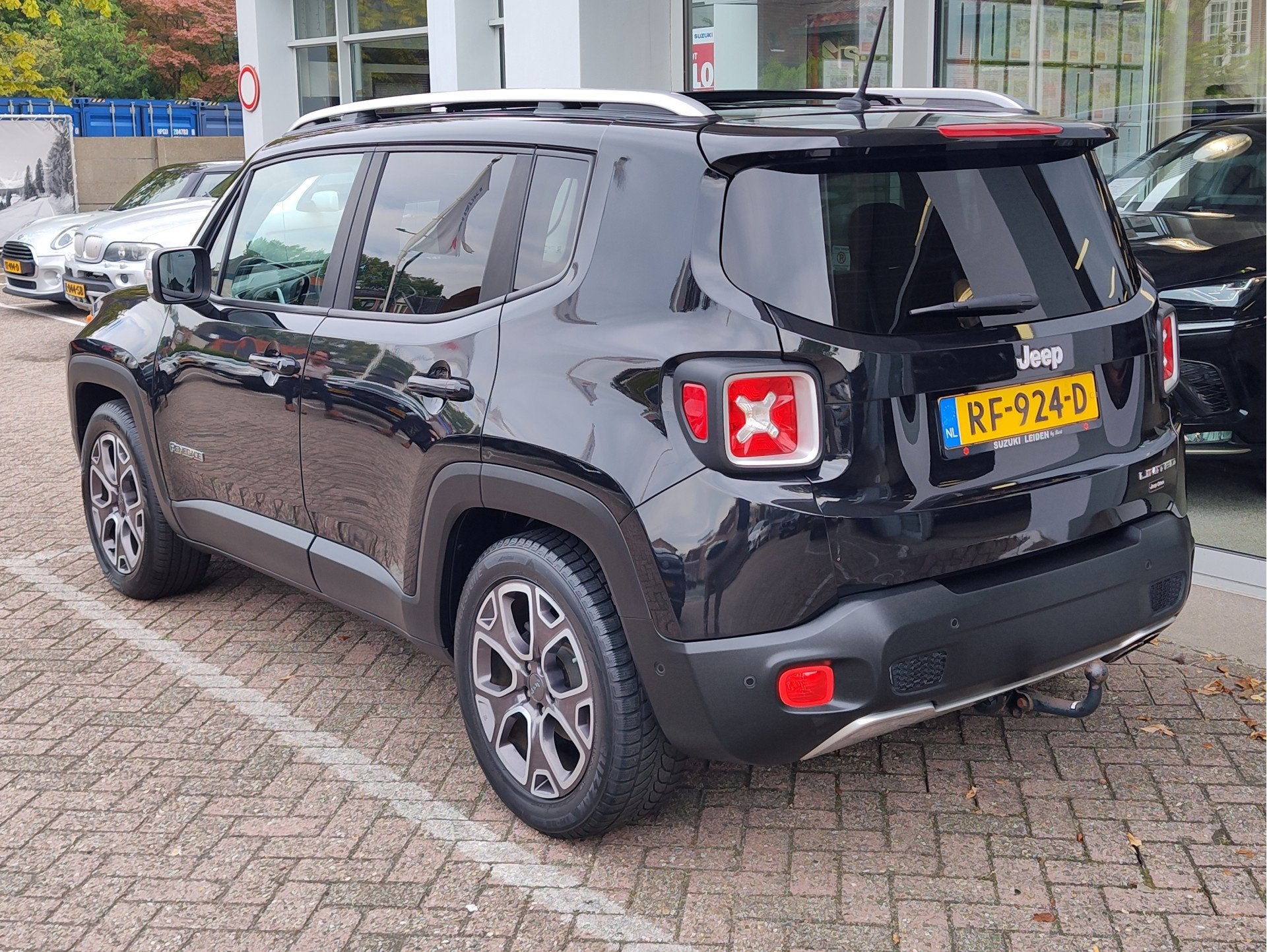Jeep Renegade 1.4 MULTIAIR LIMITED Trekhaak | Pano | Navi |, Auto's, Voorwielaandrijving, 12 maanden, Stof, Gebruikt