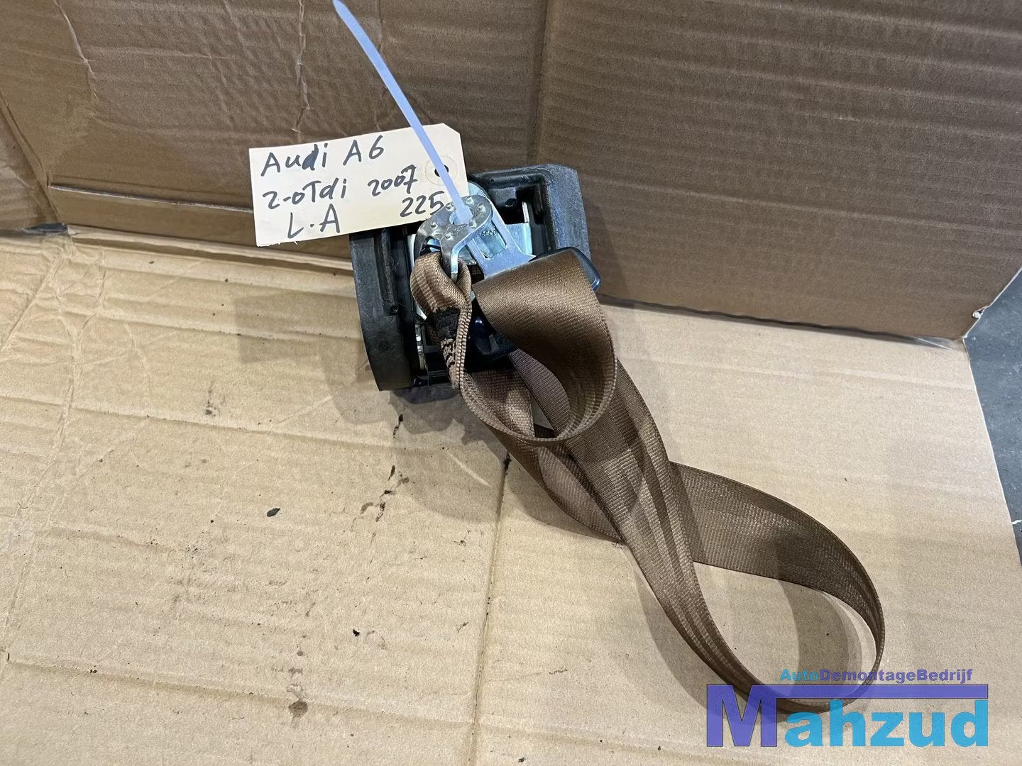 AUDI A6 C6 Sedan Bruin Links achter gordel 2004-2011, Auto-onderdelen, Interieur en Bekleding, Gebruikt, AUDI AG, Auto-Union-Strasse 1
85045  Ingolstadt, DE