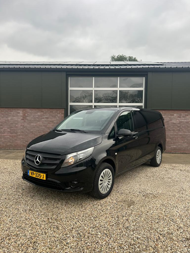Mercedes-Benz Vito 119CDI 4X4 lang AUTOMAAT/EX BTW, Auto's, Automaat, Zwart, Bedrijf, Diesel