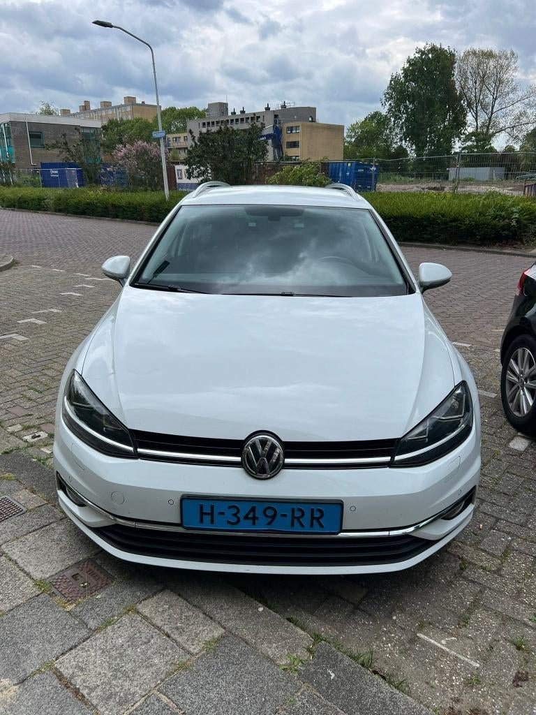 Volkswagen Golf Variant 1.6 TDI 115pk 7-DSG 2019 Wit, Stof, Euro 6, 4 cilinders, Wit