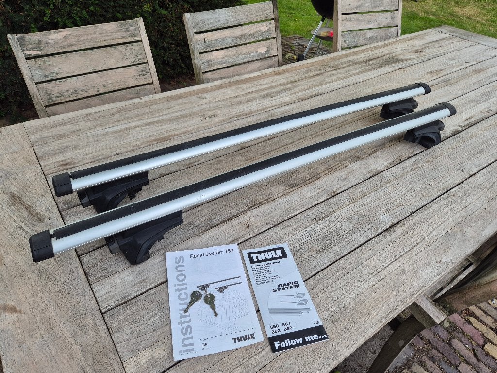 Thule Dakdragerset 757 + Aerobar 860 (108 cm) | incl. sloten, Ophalen, Gebruikt