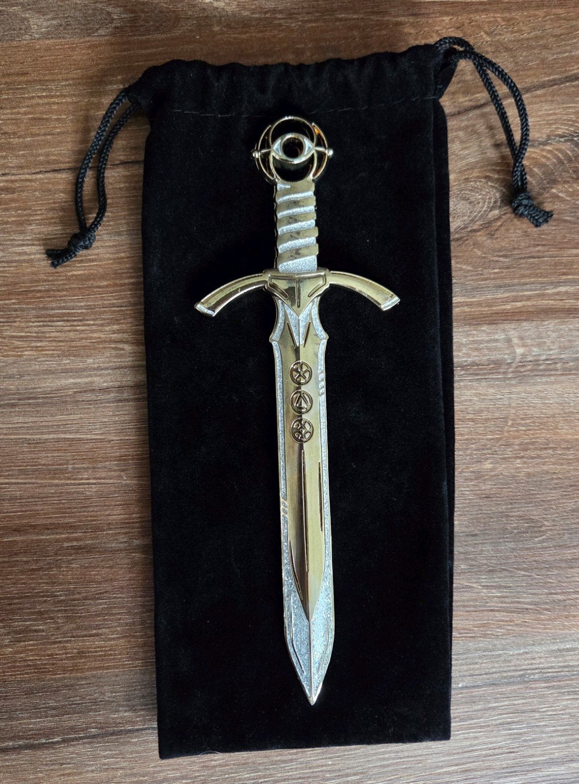 Throne of Glass sword replica, Boeken, Fantasy, Ophalen of Verzenden, Nieuw
