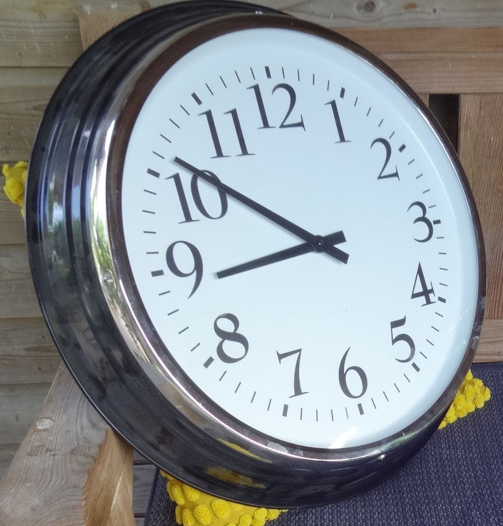 supergrote   WANDKLOK    60 CM, Ophalen of Verzenden, Zo goed als nieuw, Analoog, Wandklok