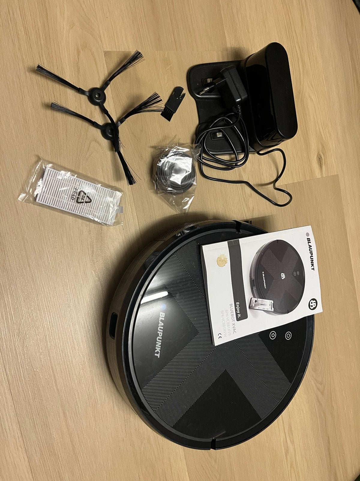 Blaupunkt BLUEBOT XVAC Robotstofzuiger - Goede Staat, Ophalen, Gebruikt, Robotstofzuiger, Reservoir