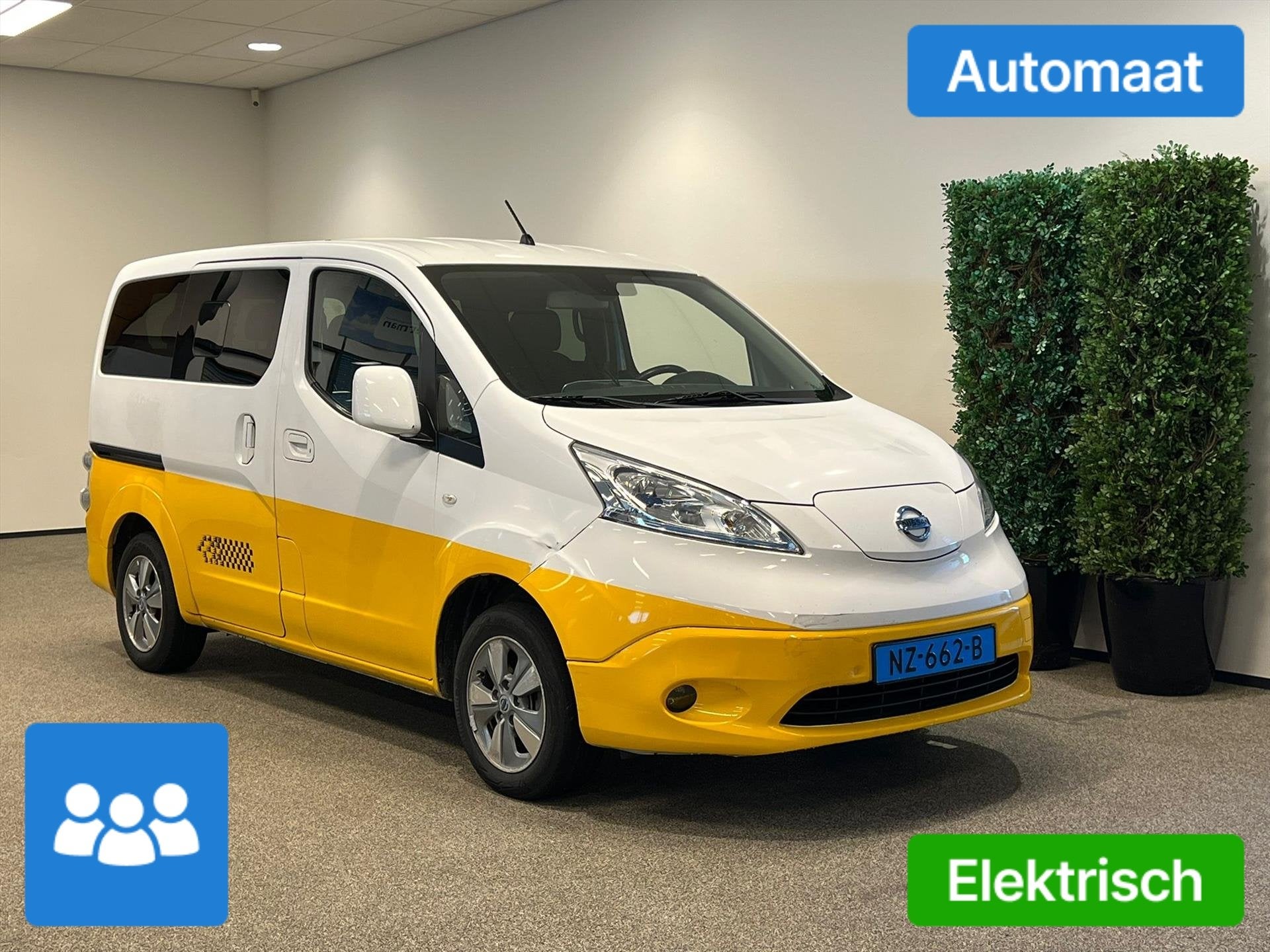 Nissan Nv200 Evalia 7 Pers. TAXI / Groepsvervoer Elektrisch, Auto's, Nissan, Stof, Gebruikt, Zwart, Wit